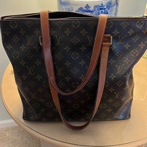 Louis Vuitton Cabas Mezzo